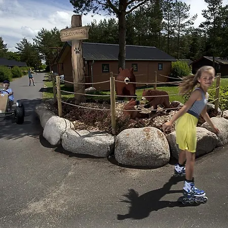 Parque de Campismo Legoland Wilderness Barrels &