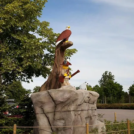Legoland Wilderness Barrels & *